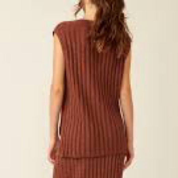 Free People Beach Veda Ribbed Sweater Vest in Brown Owl - Size Small - Picture 3 of 9